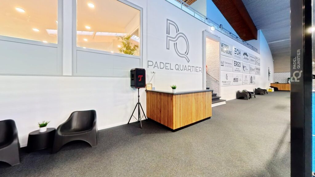 Empfangsbereich im Padel Quartier Ganderkesee